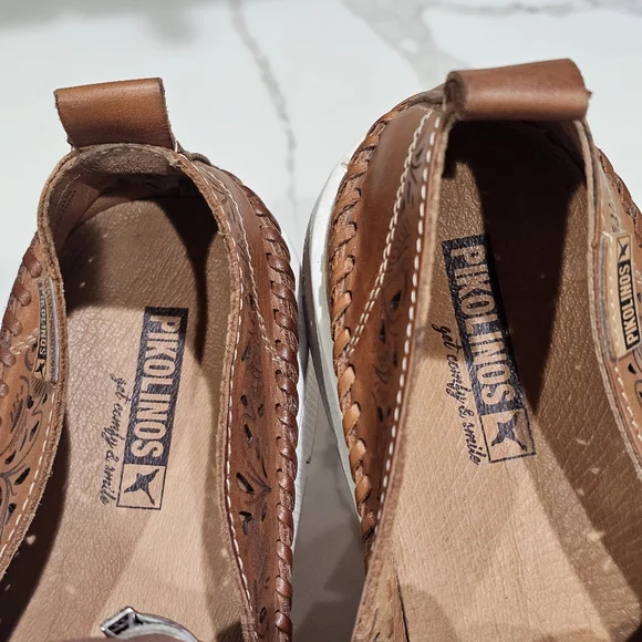 Pikolinos Tenerife Perforated laser cut Leather Loafers sneakers 10/10.5 41 - Picture 8 of 9